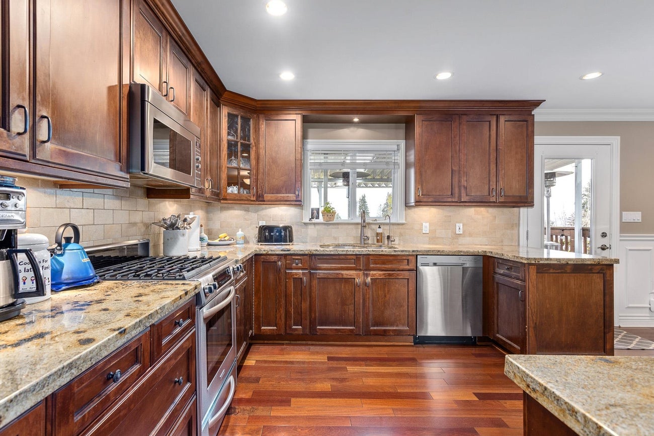 1122 Rochester Avenue - Maillardville Single Family Residence for Sale, 4 Bedrooms (R3037692) #13