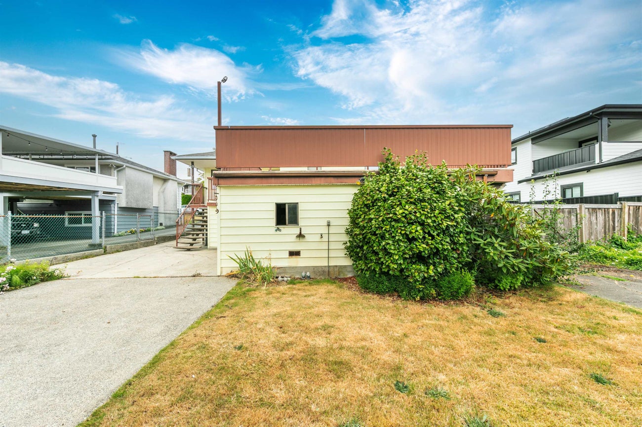 5060 Venables Street - Brentwood Park Single Family Residence, 5 Bedrooms (R3038292)# - 27