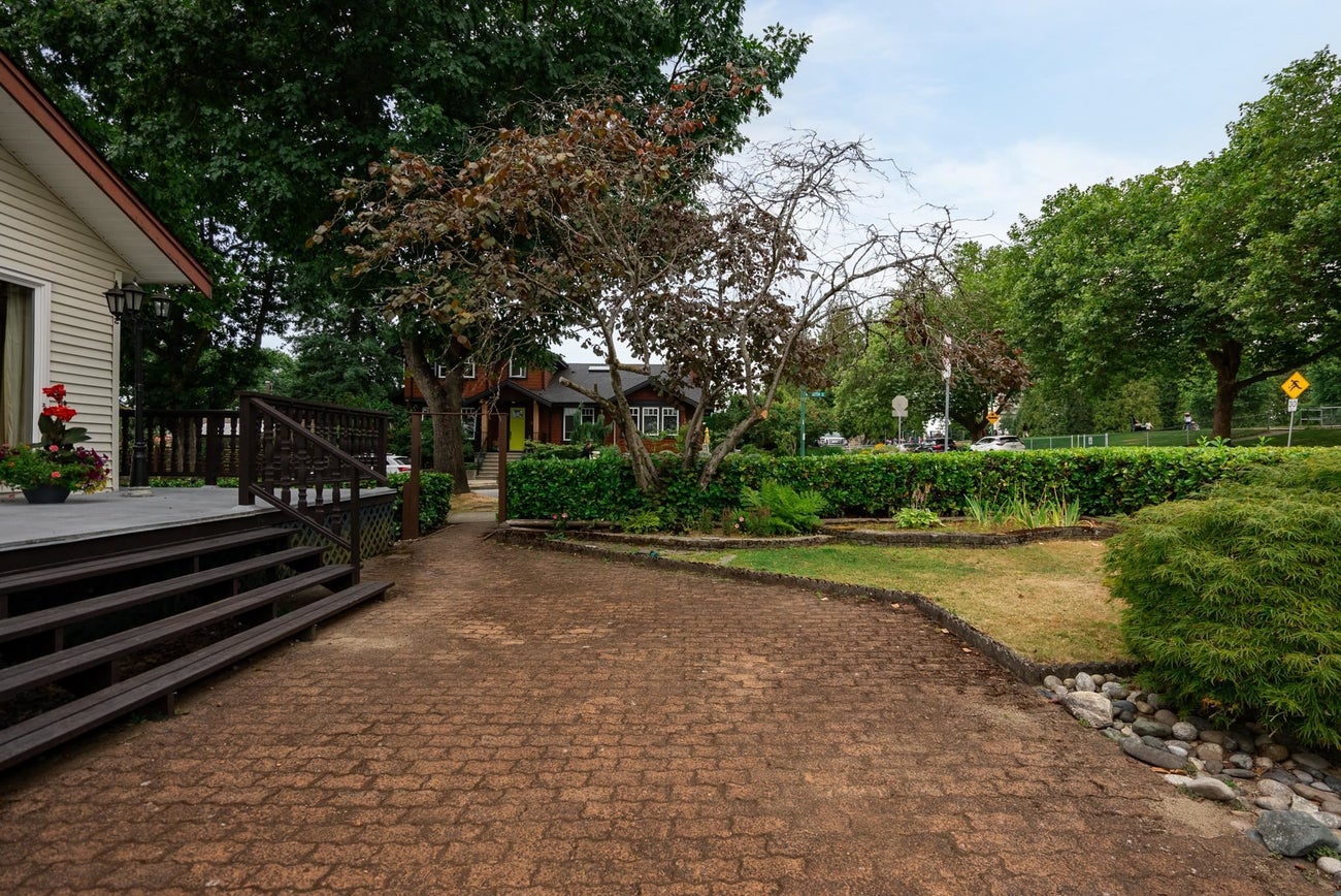 3900 Eton Street - Vancouver Heights Single Family Residence for Sale, 3 Bedrooms (R3038345) #15