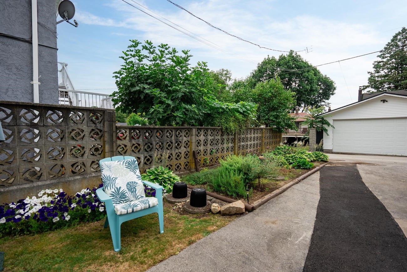 3900 Eton Street - Vancouver Heights Single Family Residence for Sale, 3 Bedrooms (R3038345) #27