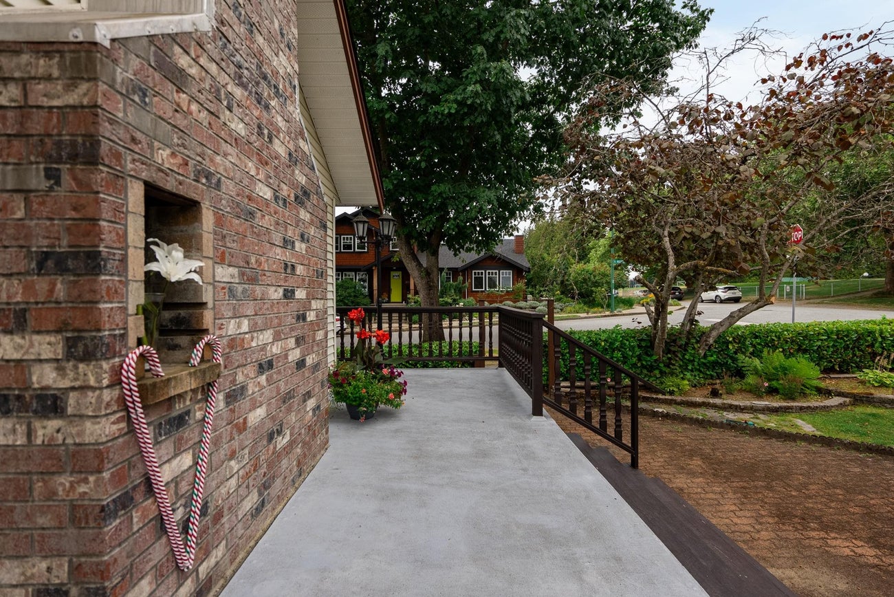 3900 Eton Street - Vancouver Heights Single Family Residence for Sale, 3 Bedrooms (R3038345) #7