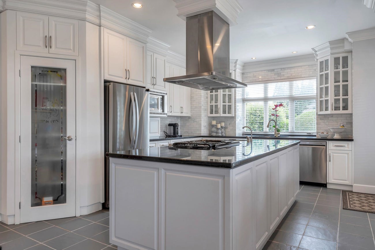 7205 Union Street - Simon Fraser Univer. Single Family Residence for Sale, 6 Bedrooms (R3038549) #16