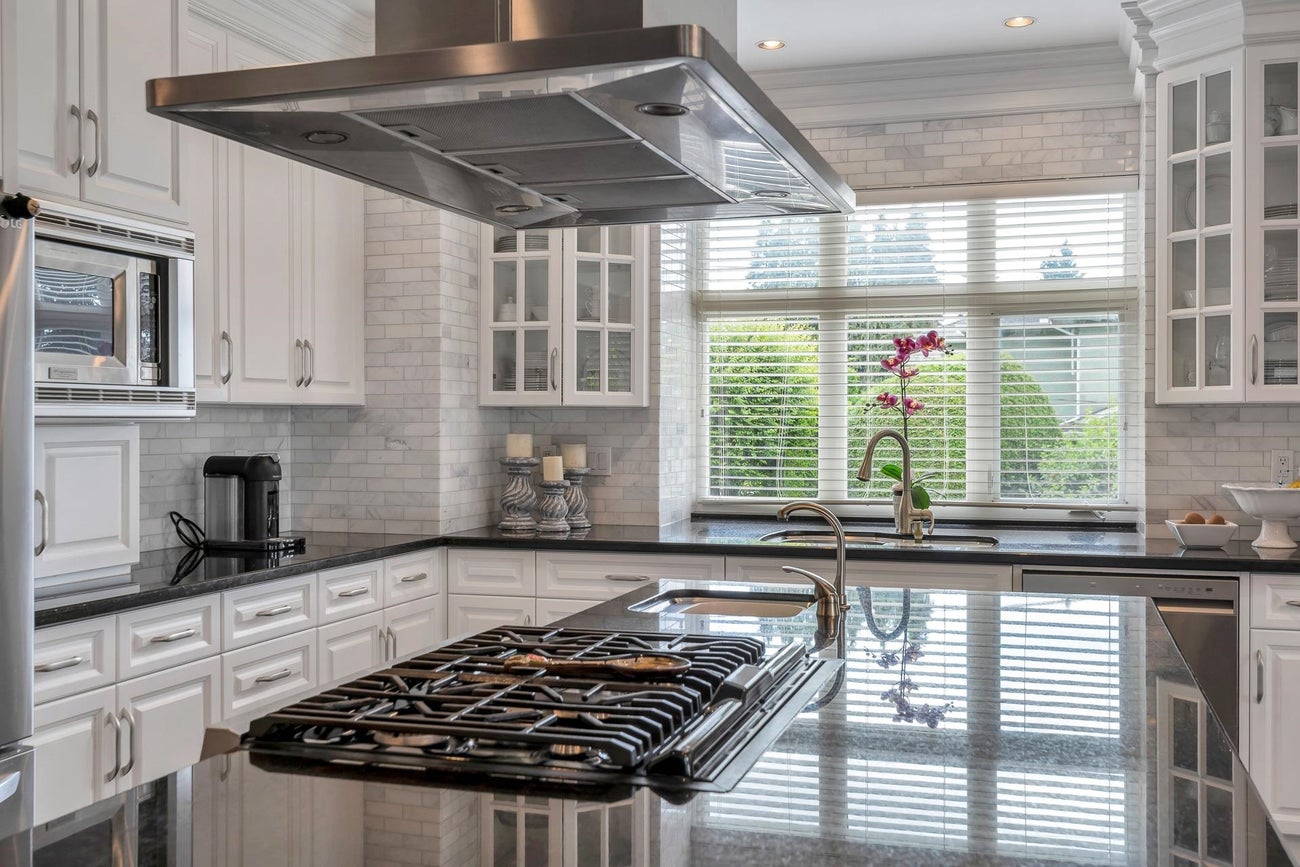 7205 Union Street - Simon Fraser Univer. Single Family Residence for Sale, 6 Bedrooms (R3038549) #17