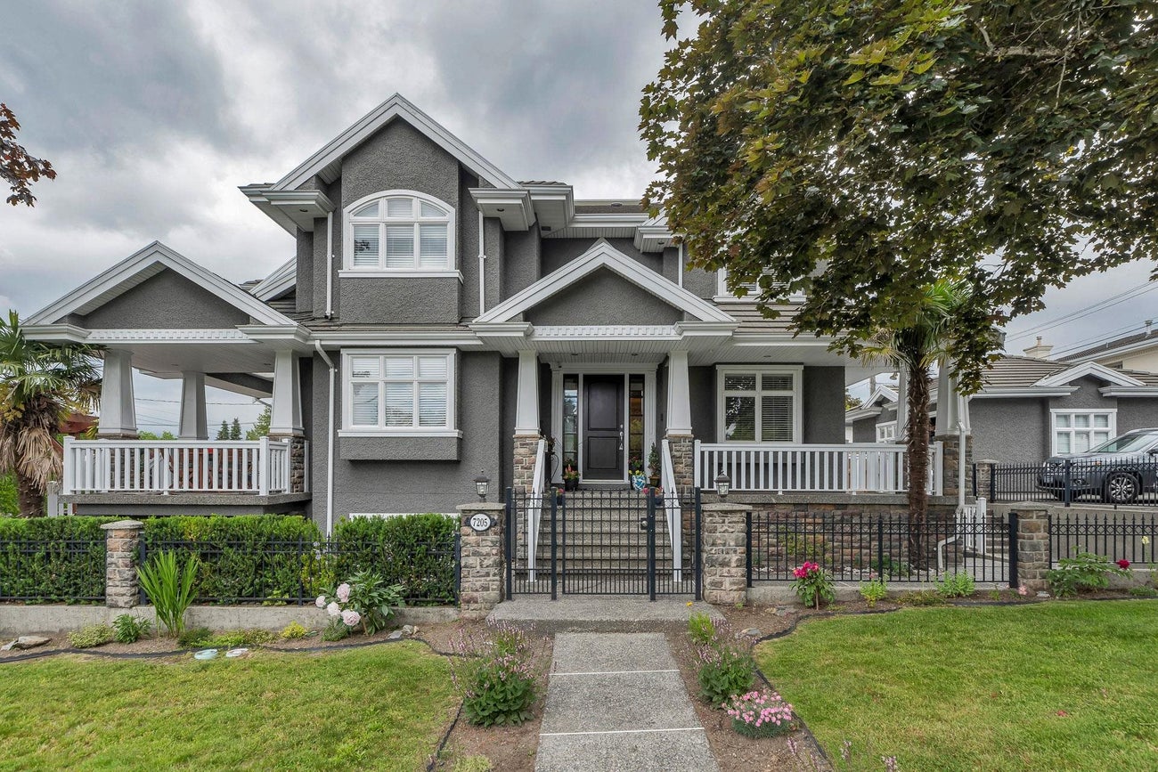7205 Union Street - Simon Fraser Univer. Single Family Residence for Sale, 6 Bedrooms (R3038549) #1