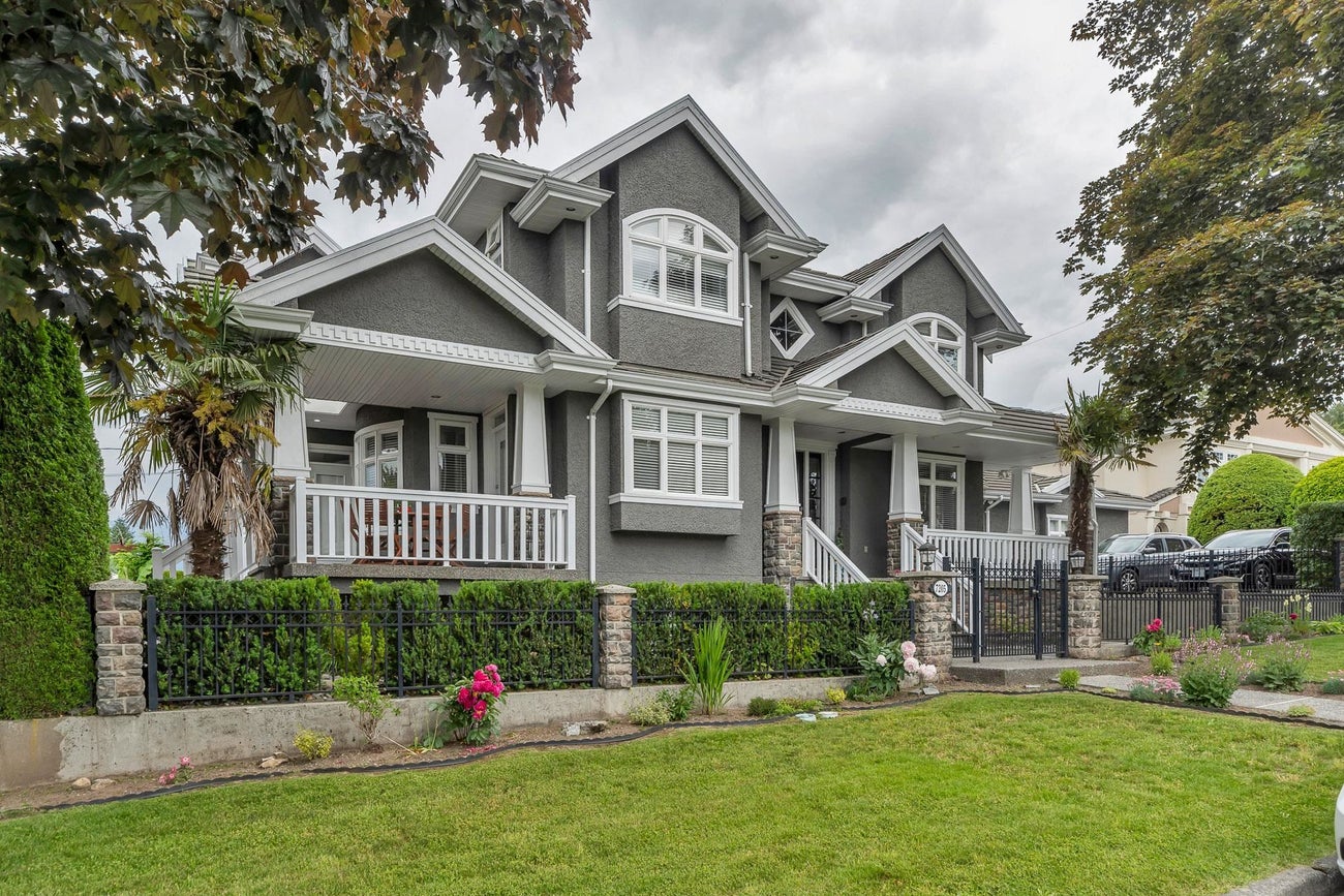7205 Union Street - Simon Fraser Univer. Single Family Residence for Sale, 6 Bedrooms (R3038549) #2