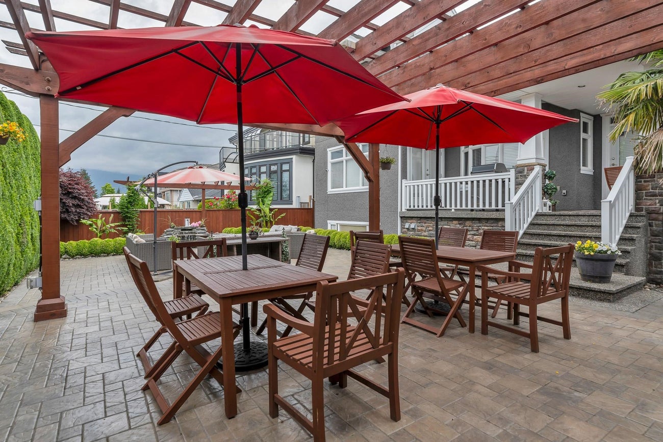 7205 Union Street - Simon Fraser Univer. Single Family Residence for Sale, 6 Bedrooms (R3038549) #4
