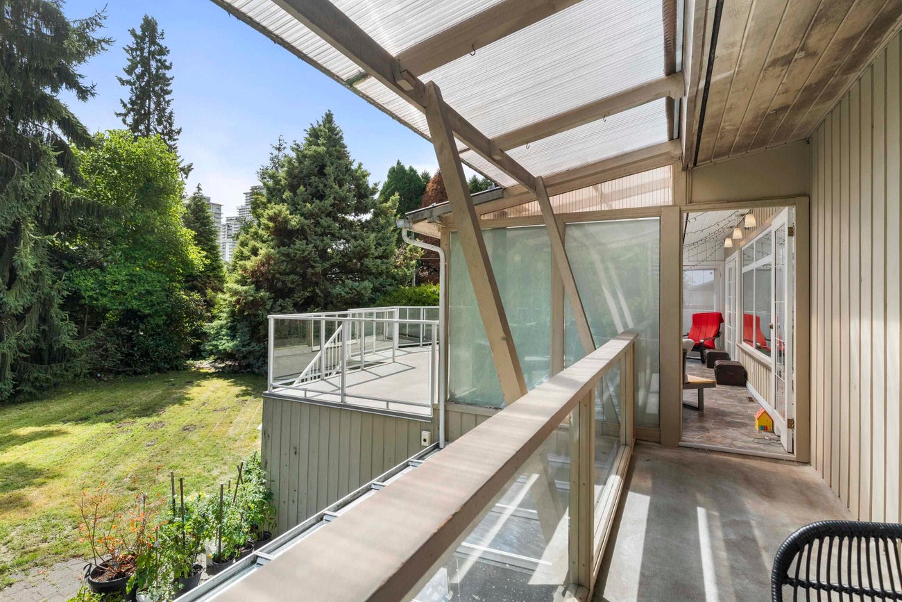 532 Perth Avenue - Coquitlam West Single Family Residence for Sale, 5 Bedrooms (R3039121) #18