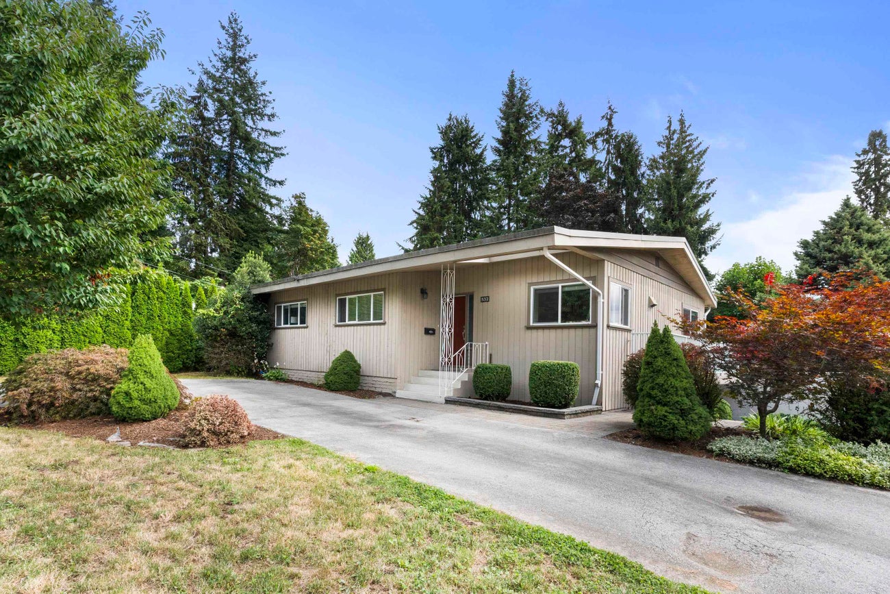 532 Perth Avenue - Coquitlam West Single Family Residence for Sale, 5 Bedrooms (R3039121) #1