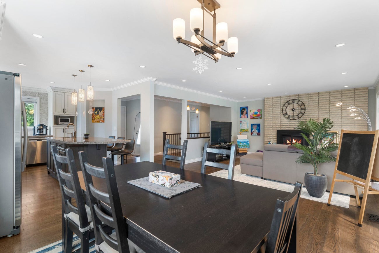 532 Perth Avenue - Coquitlam West Single Family Residence for Sale, 5 Bedrooms (R3039121) #9