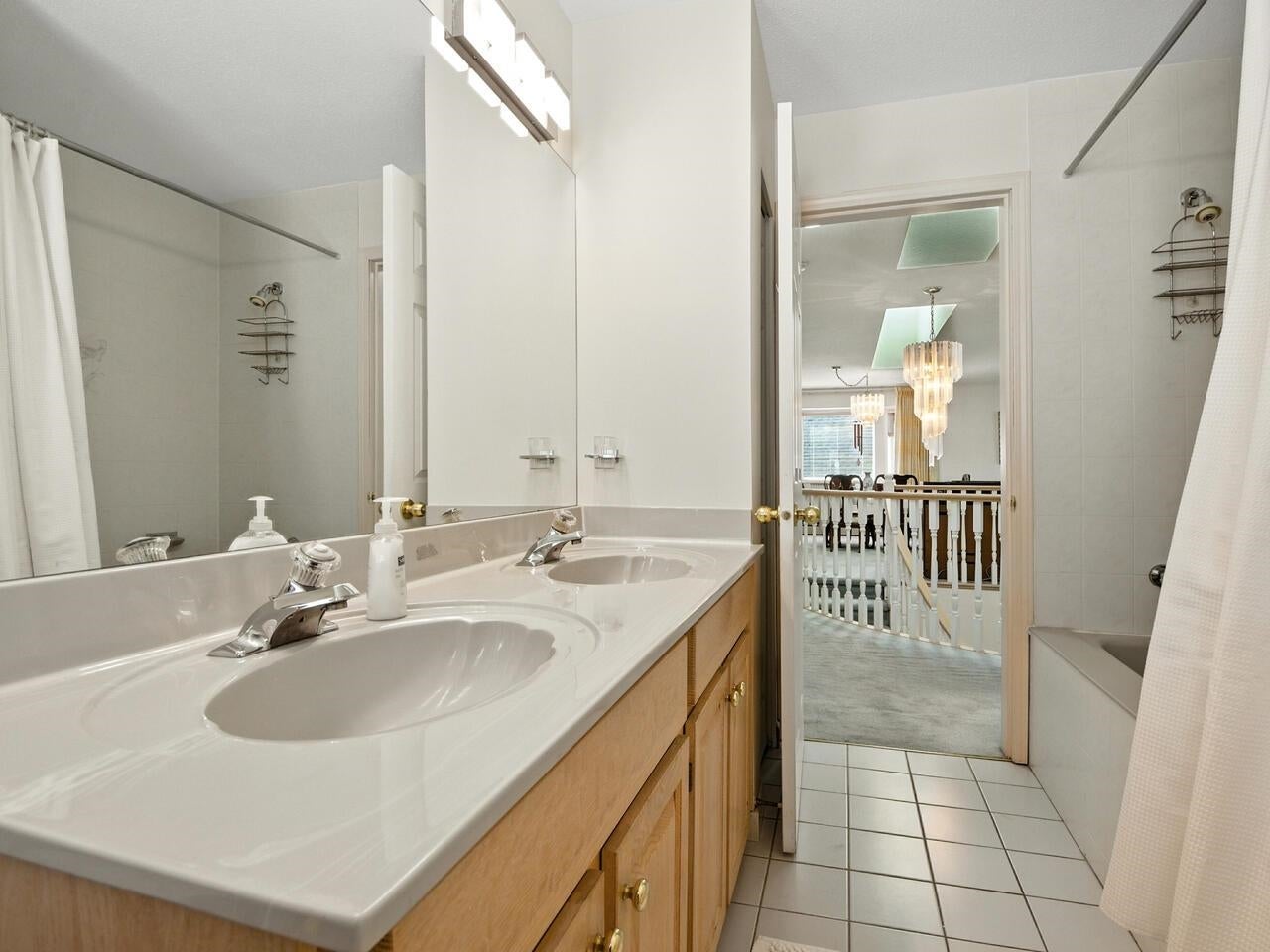 1566 Cliff Avenue - Sperling-Duthie Single Family Residence for Sale, 5 Bedrooms (R3039281) #13