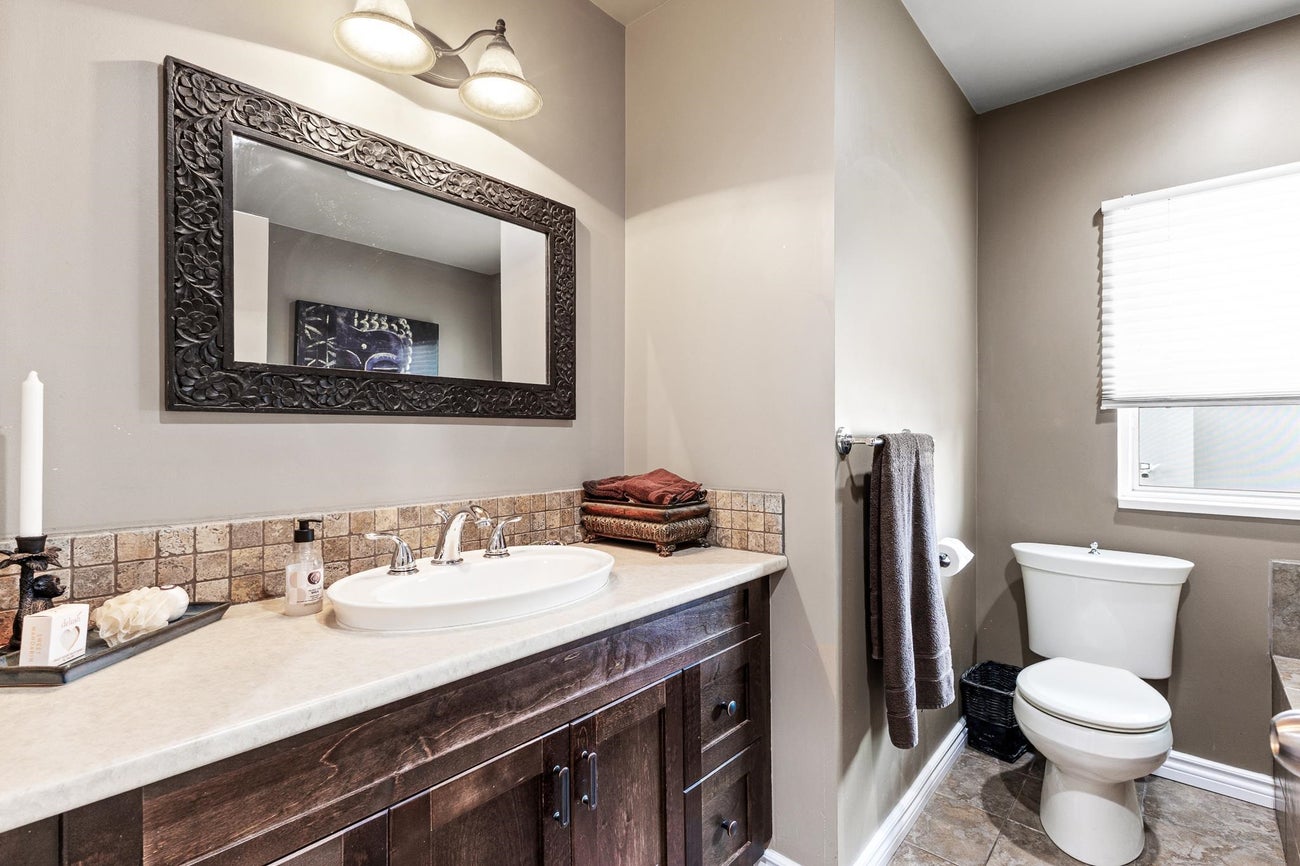 605 Laurentian Crescent - Central Coquitlam Single Family Residence for Sale, 5 Bedrooms (R3039528)# - 16