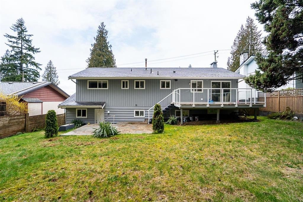 353 Laurentian Crescent - Central Coquitlam Single Family Residence for Sale, 6 Bedrooms (R3040544)# - 30