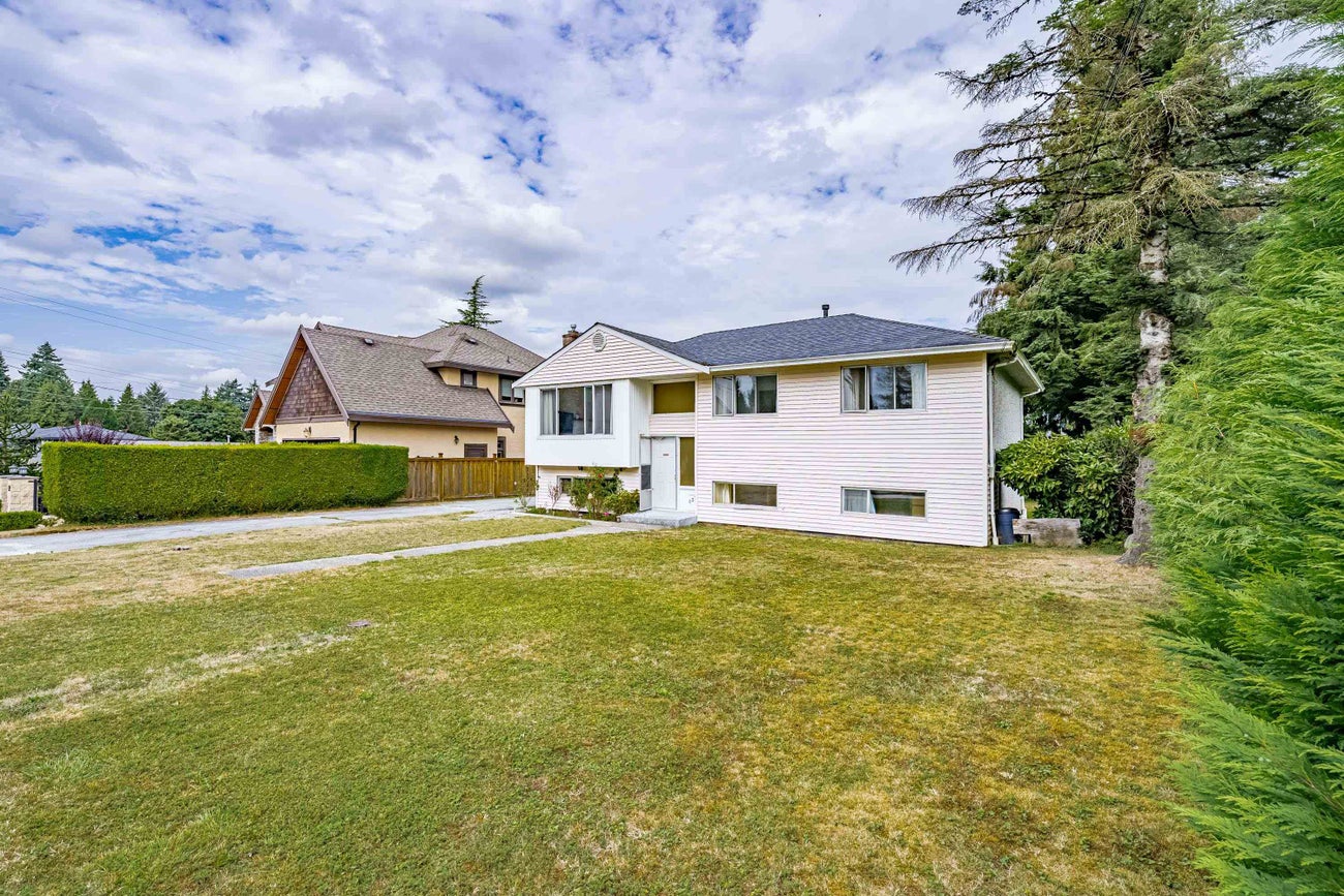 837 Regan Avenue - Coquitlam West Single Family Residence for Sale, 5 Bedrooms (R3040596) #1