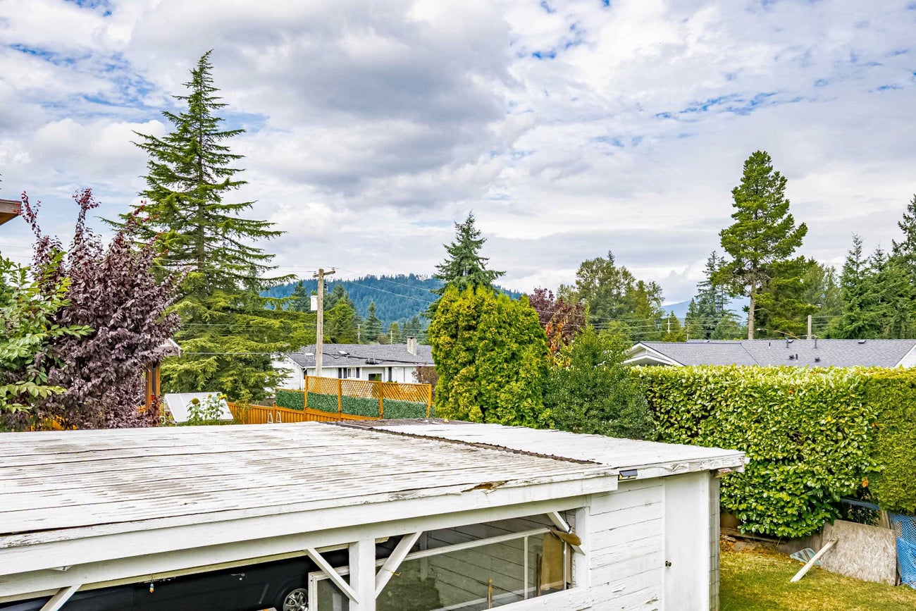 837 Regan Avenue - Coquitlam West Single Family Residence for Sale, 5 Bedrooms (R3040596) #33