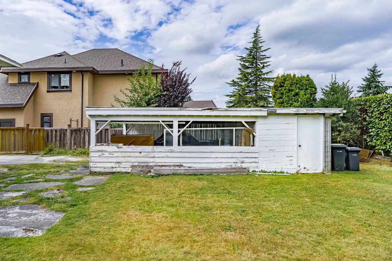 837 Regan Avenue - Coquitlam West Single Family Residence for Sale, 5 Bedrooms (R3040596)# - 39