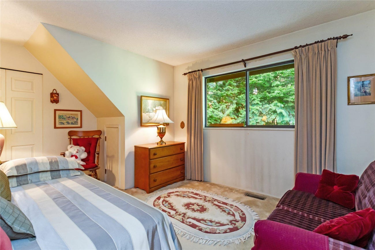 340 Hickey Drive - Coquitlam East Single Family Residence for Sale, 4 Bedrooms (R3040805) #18