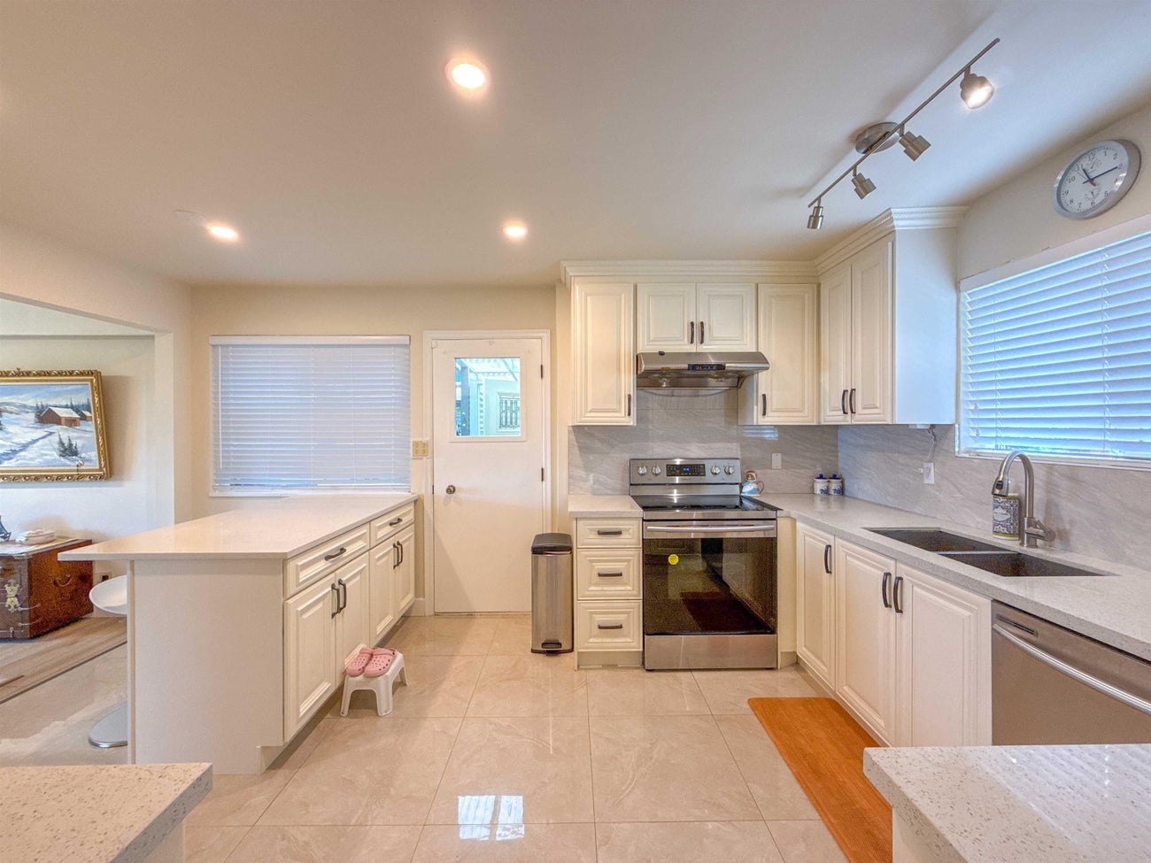 652 Shaw Avenue - Coquitlam West Single Family Residence for Sale, 5 Bedrooms (R3041287) #13