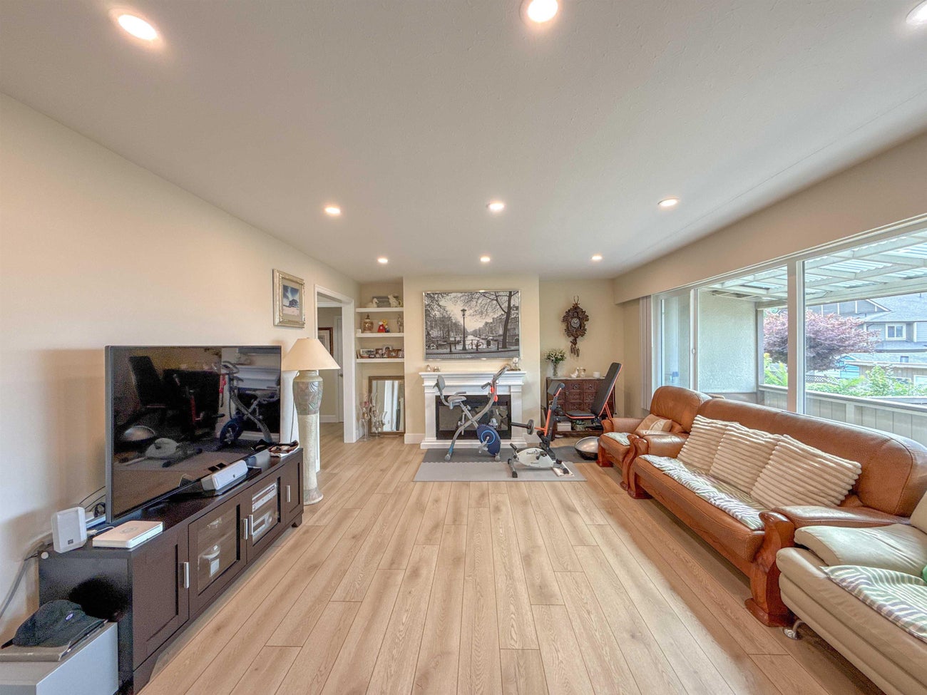 652 Shaw Avenue - Coquitlam West Single Family Residence for Sale, 5 Bedrooms (R3041287) #5