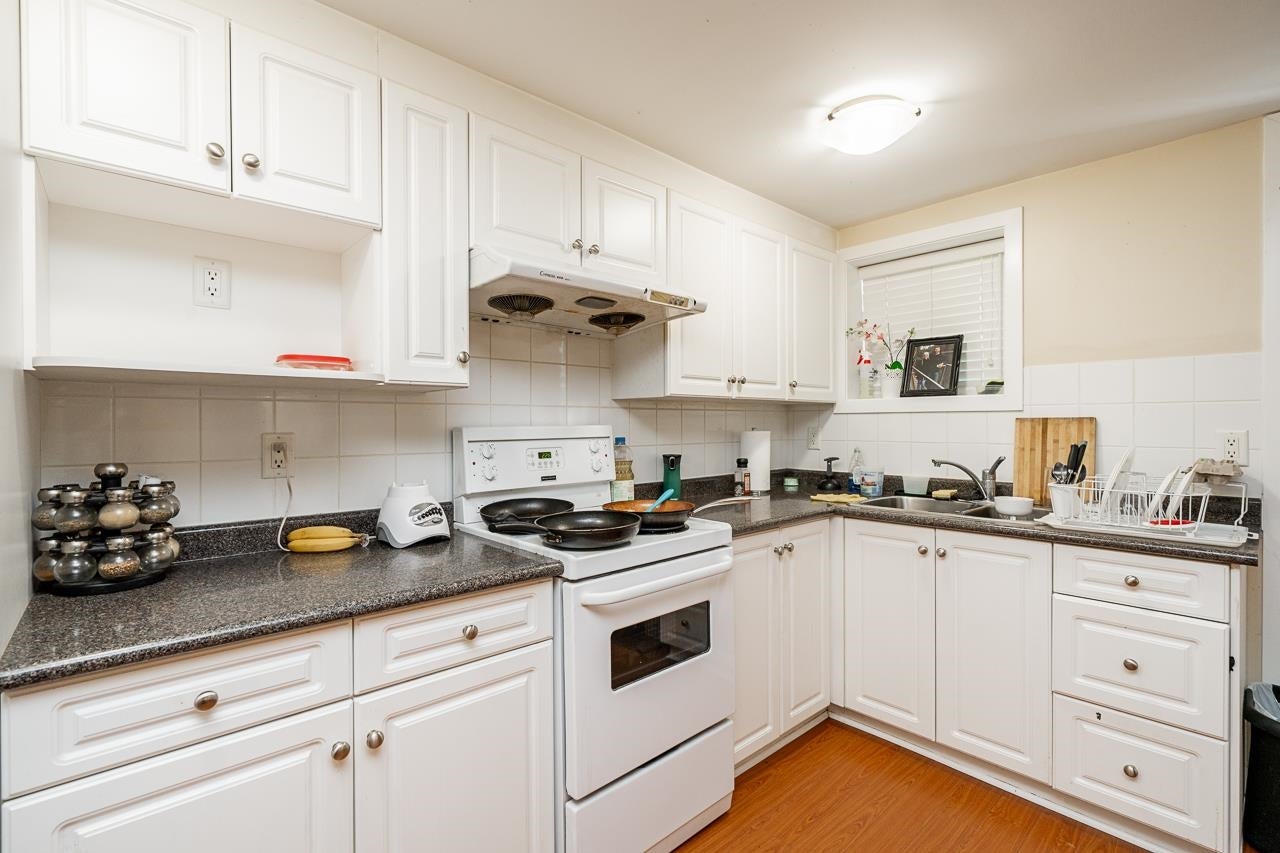 4871 Highlawn Drive - Brentwood Park Single Family Residence for Sale, 6 Bedrooms (R3041486)# - 17