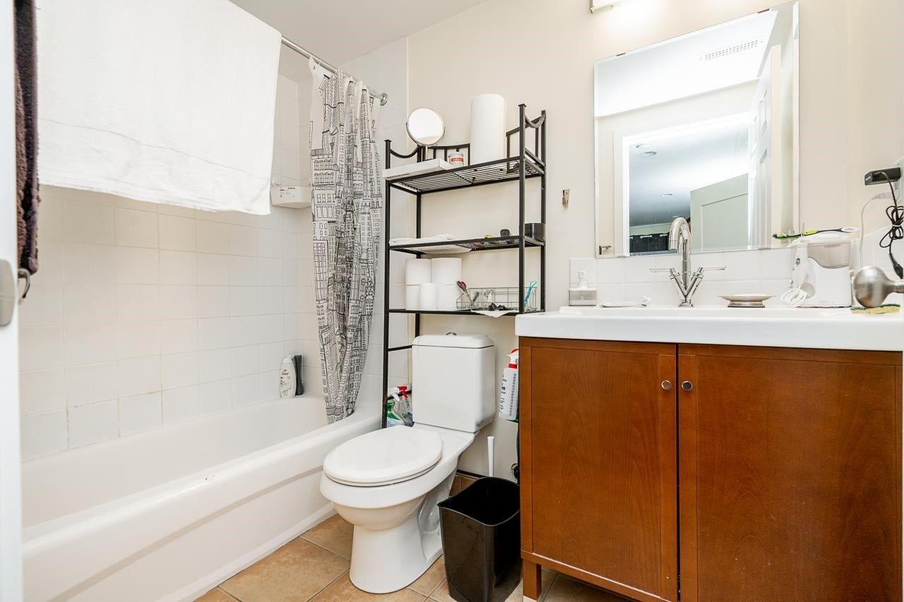 4871 Highlawn Drive - Brentwood Park Single Family Residence for Sale, 6 Bedrooms (R3041486)# - 27