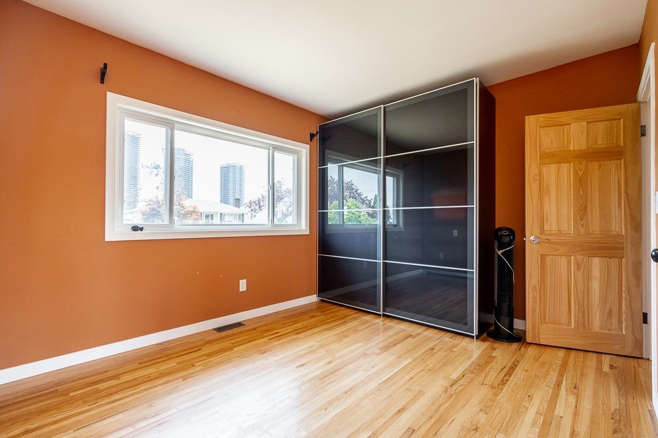 4871 Highlawn Drive - Brentwood Park Single Family Residence for Sale, 6 Bedrooms (R3041486)# - 9