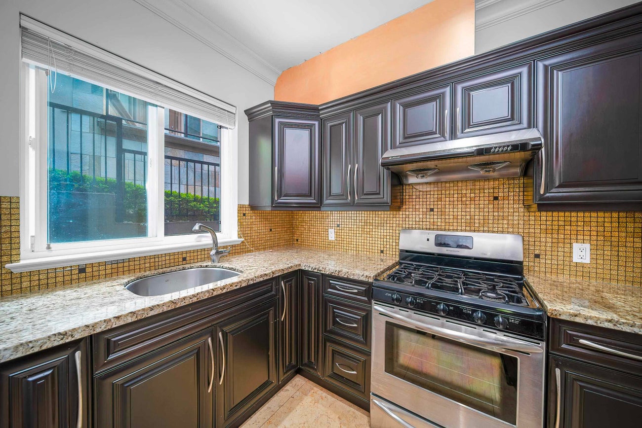 7353 Union Street - Simon Fraser Univer. Single Family Residence for Sale, 5 Bedrooms (R3042177)# - 14 7353 Union Street - Simon Fraser Univer. Single Family Residence for Sale, 5 Bedrooms (R3042177)# - 14