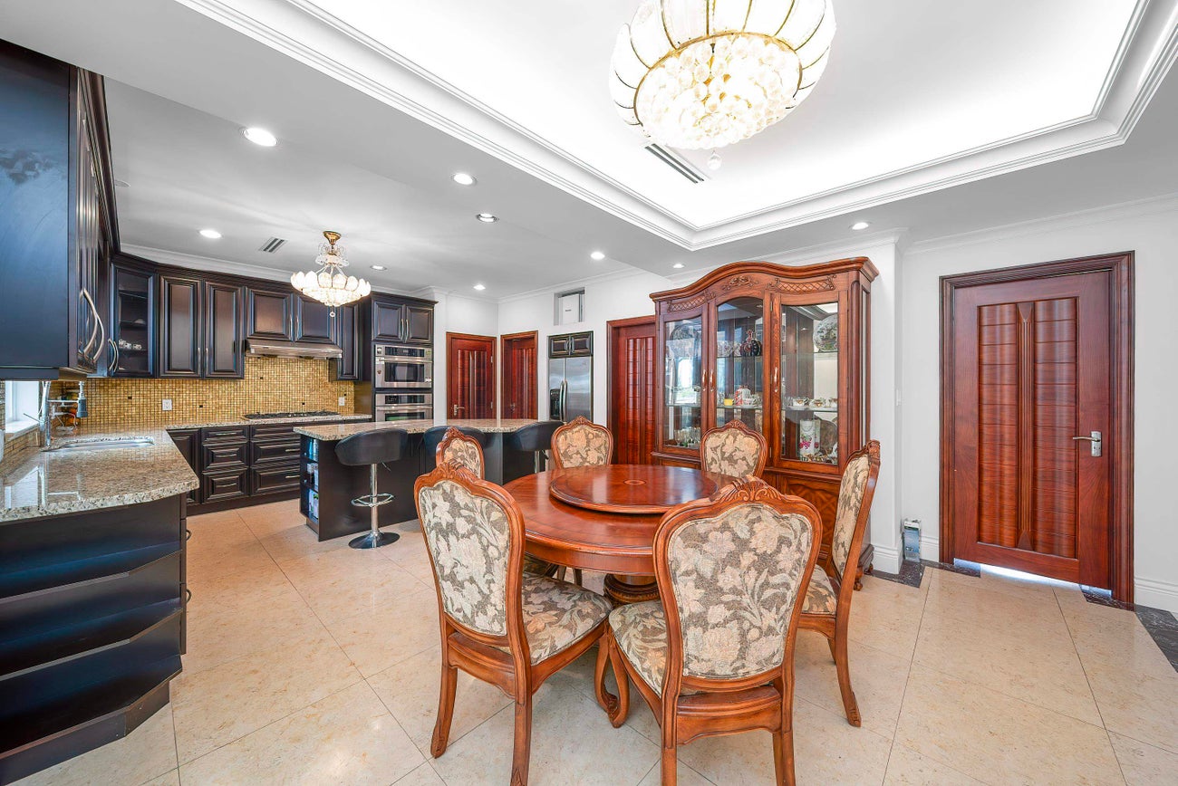 7353 Union Street - Simon Fraser Univer. Single Family Residence for Sale, 5 Bedrooms (R3042177) #15