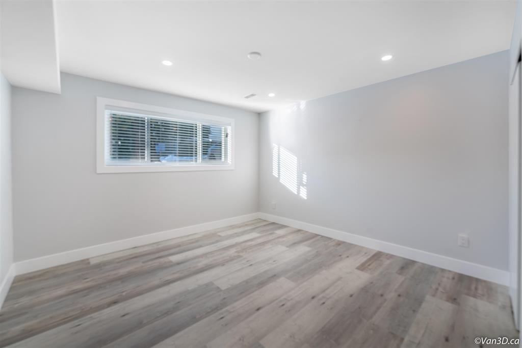 383 Laurentian Crescent - Central Coquitlam Single Family Residence for Sale, 7 Bedrooms (R3042373) #17