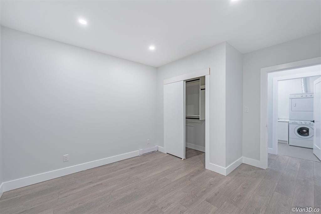 383 Laurentian Crescent - Central Coquitlam Single Family Residence for Sale, 7 Bedrooms (R3042373) #23