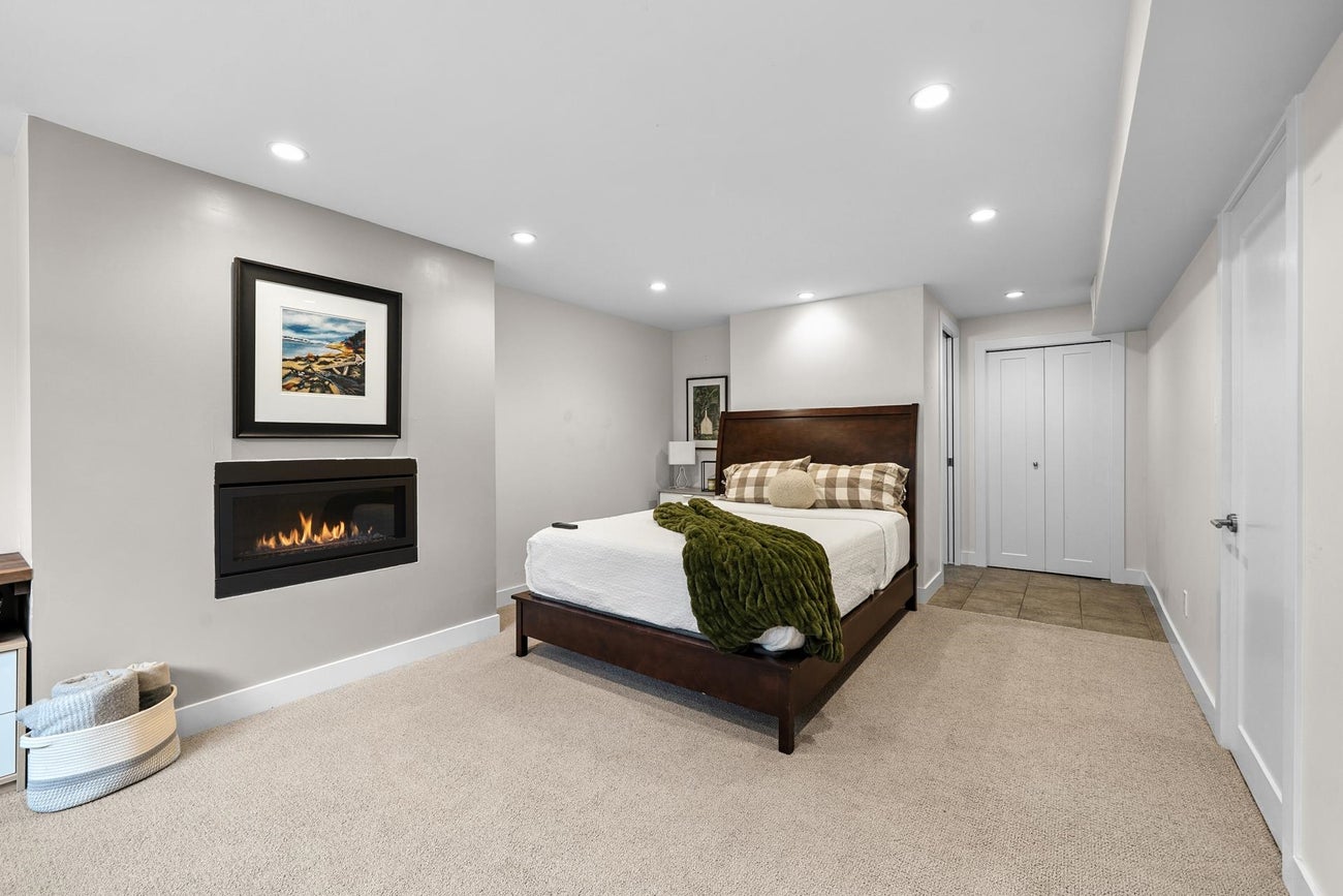 930 Stardale Avenue - Coquitlam West Single Family Residence for Sale, 4 Bedrooms (R3042536) #17