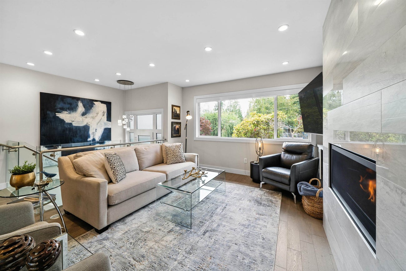 930 Stardale Avenue - Coquitlam West Single Family Residence for Sale, 4 Bedrooms (R3042536) #5