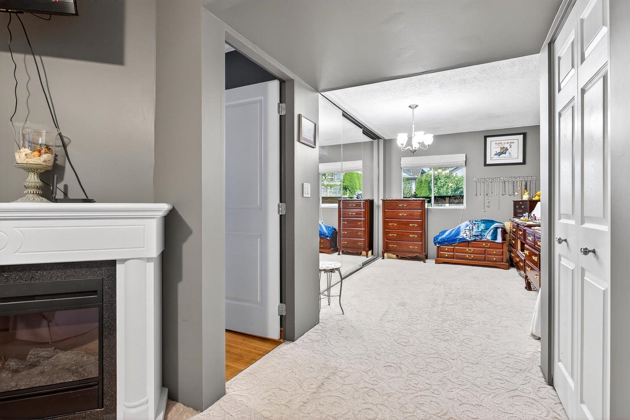 2126 Kugler Avenue - Central Coquitlam Single Family Residence for Sale, 3 Bedrooms (R3043084) #21