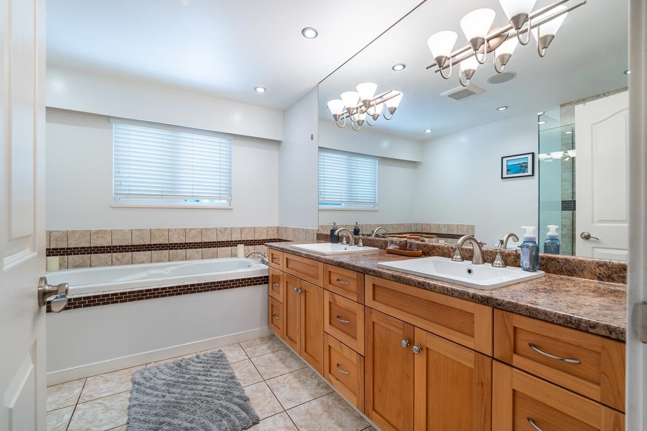 2419 Oranda Avenue - Central Coquitlam Single Family Residence for Sale, 4 Bedrooms (R3043109) #26