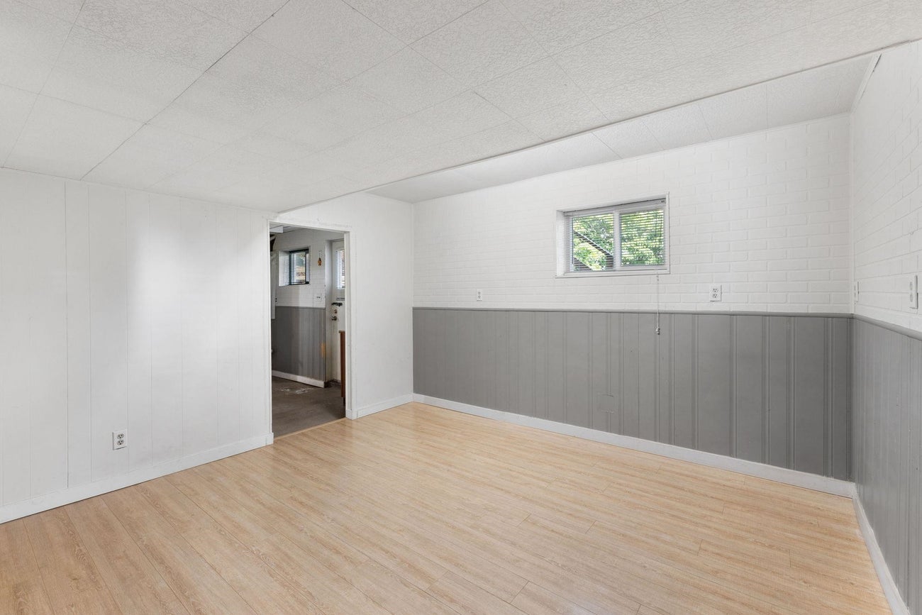 695 Newport Street - Central Coquitlam Single Family Residence for Sale, 4 Bedrooms (R3043379) #20