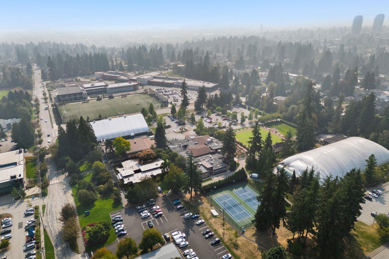 695 Newport Street - Central Coquitlam Single Family Residence for Sale, 4 Bedrooms (R3043379)# - 36