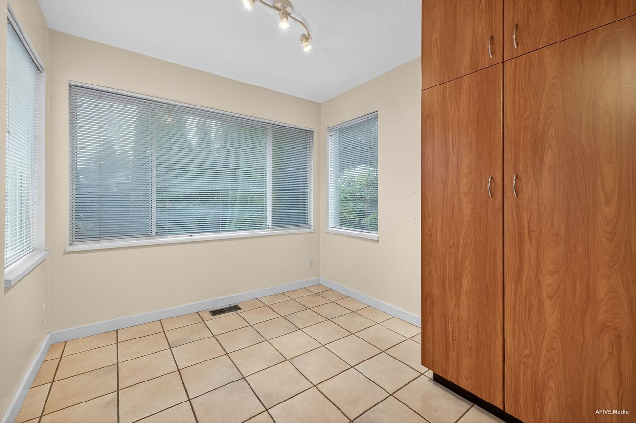 2713 Mara Drive - Coquitlam East Single Family Residence for Sale, 3 Bedrooms (R3043804)# - 13