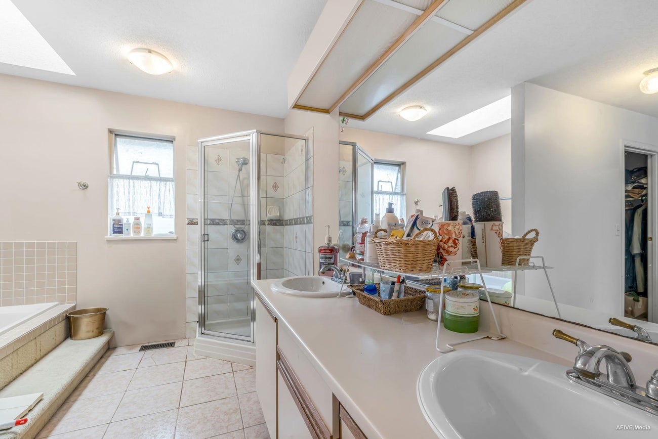 2713 Mara Drive - Coquitlam East Single Family Residence for Sale, 3 Bedrooms (R3043804) #21