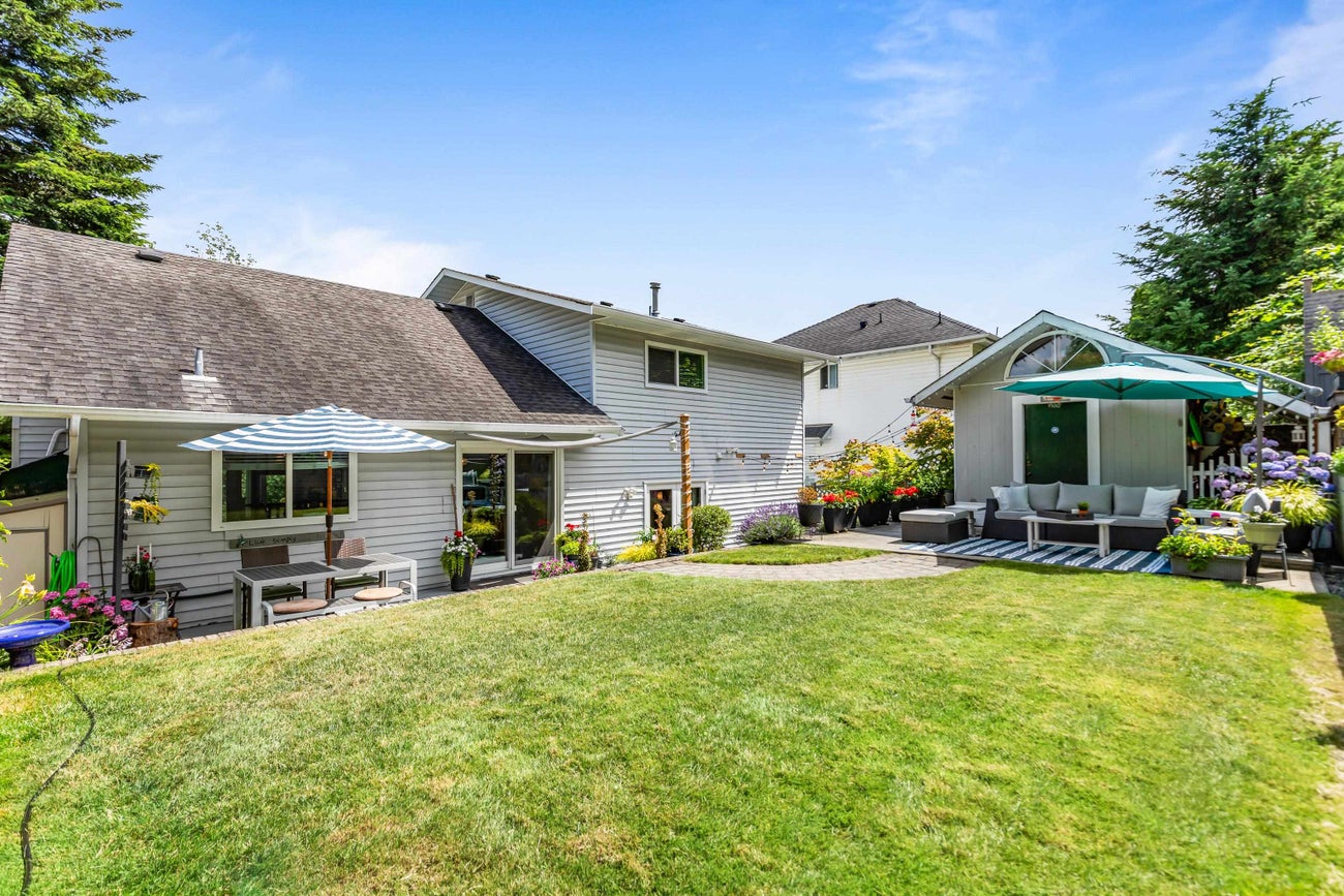 472 Riverview Crescent - Coquitlam East Single Family Residence for Sale, 3 Bedrooms (R3044174) #10