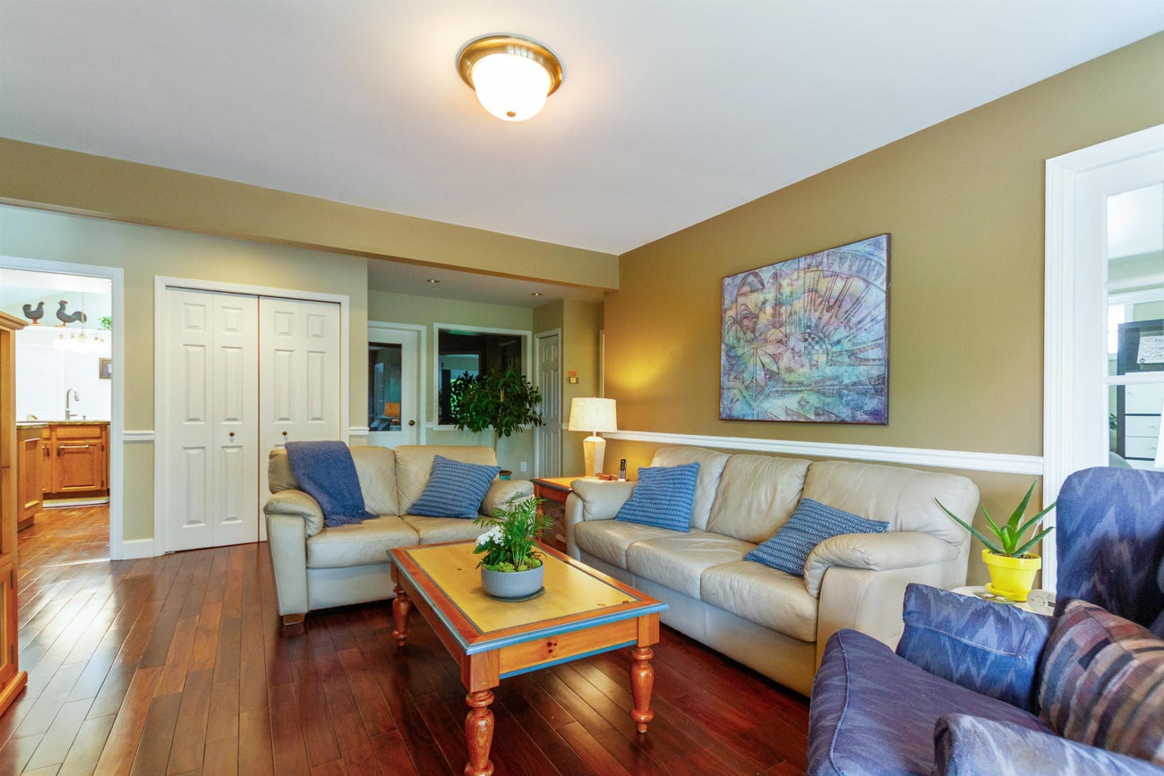 408 Riverview Crescent - Coquitlam East Single Family Residence for Sale, 5 Bedrooms (R3045337)# - 10