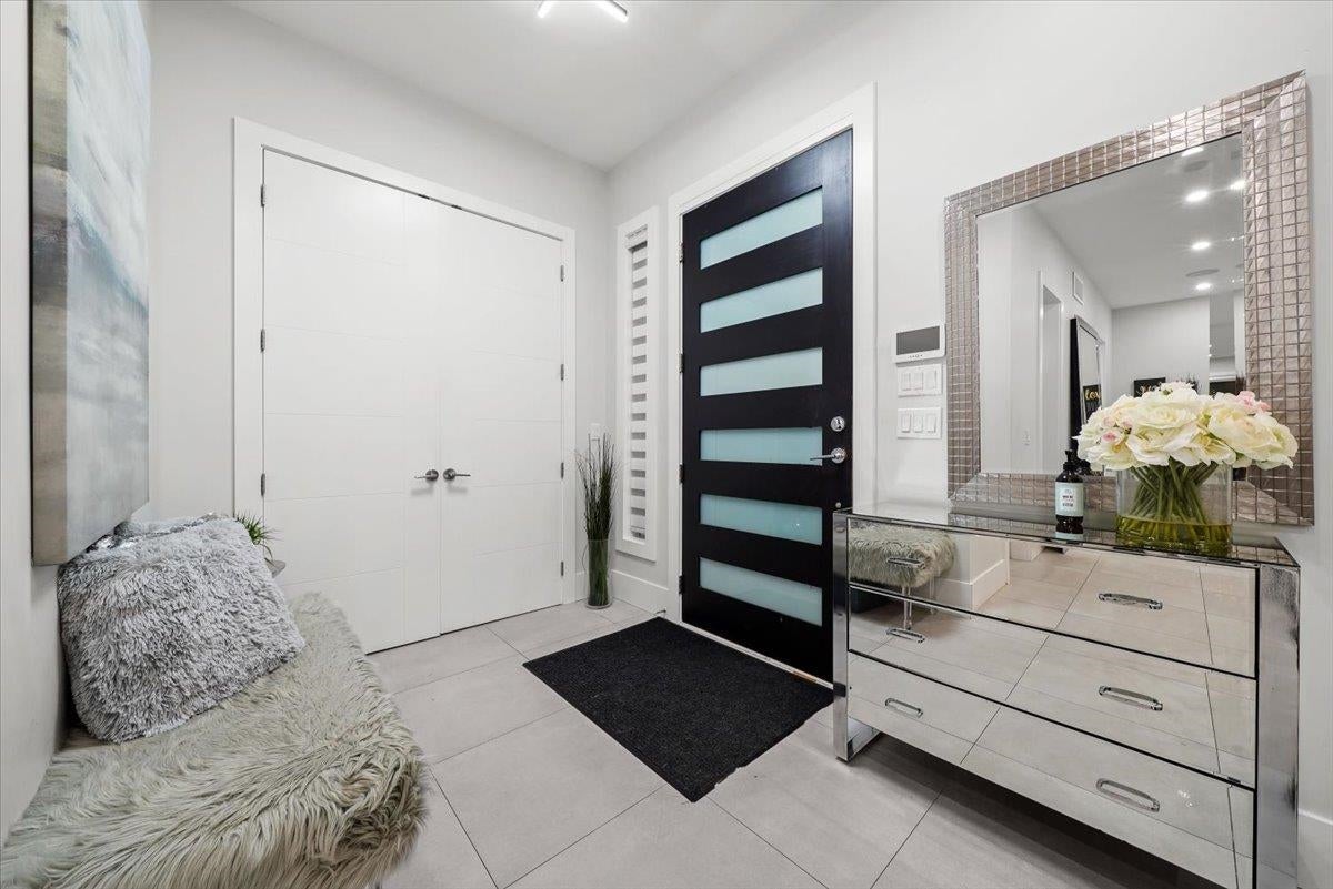 1041 Stewart Avenue - Maillardville Single Family Residence for Sale, 9 Bedrooms (R3045680)# - 2