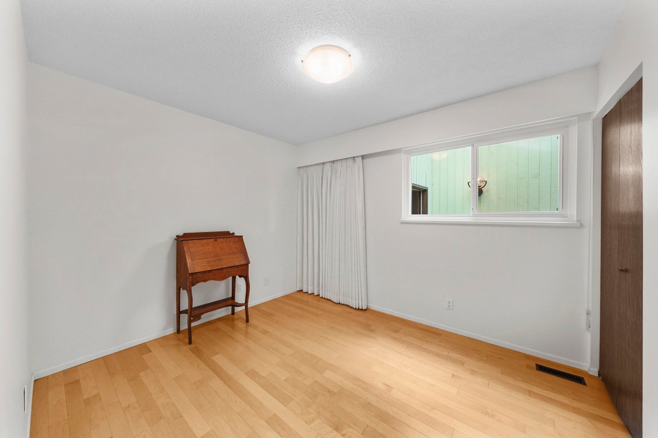 533 Ascot Street - Central Coquitlam Single Family Residence for Sale, 4 Bedrooms (R3045765)# - 26