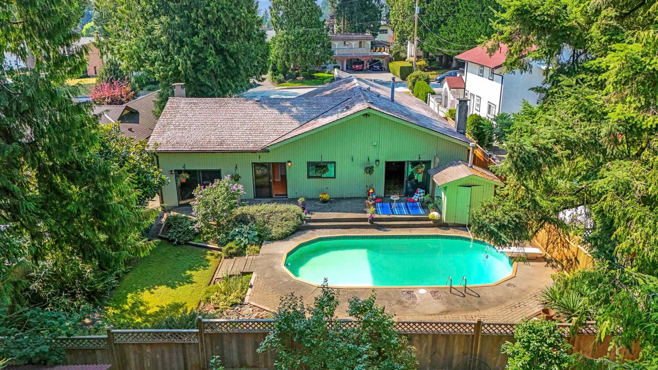 533 Ascot Street - Central Coquitlam Single Family Residence for Sale, 4 Bedrooms (R3045765)# - 2