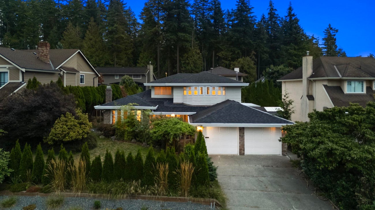 394 Hickey Drive - Coquitlam East Single Family Residence for Sale, 4 Bedrooms (R3045830) #1