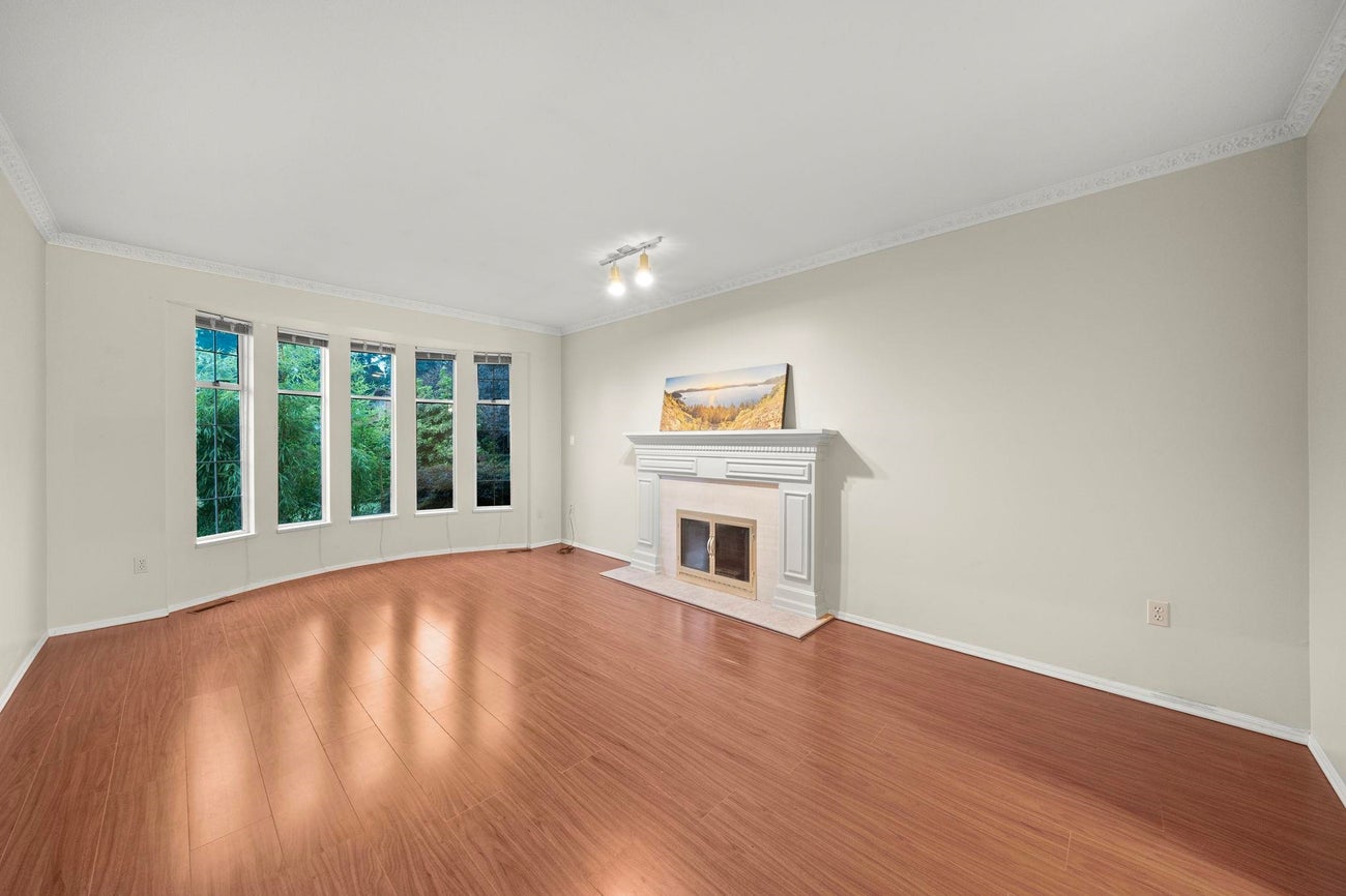 394 Hickey Drive - Coquitlam East Single Family Residence for Sale, 4 Bedrooms (R3045830) #22