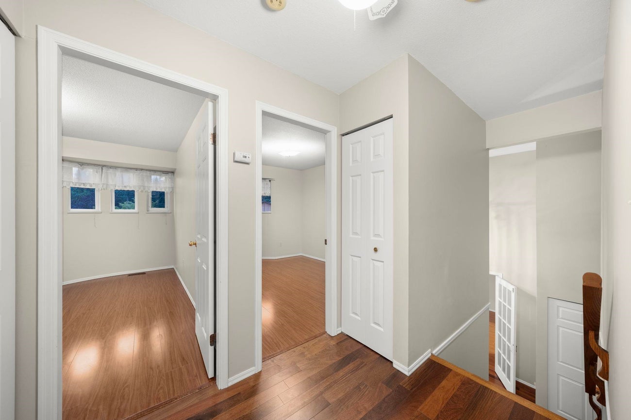 394 Hickey Drive - Coquitlam East Single Family Residence for Sale, 4 Bedrooms (R3045830) #26