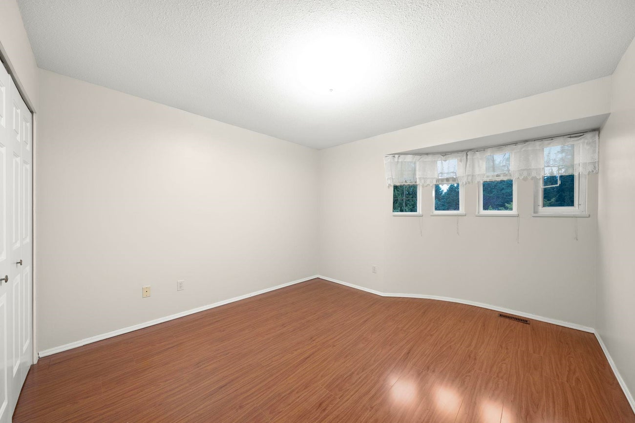 394 Hickey Drive - Coquitlam East Single Family Residence for Sale, 4 Bedrooms (R3045830) #34