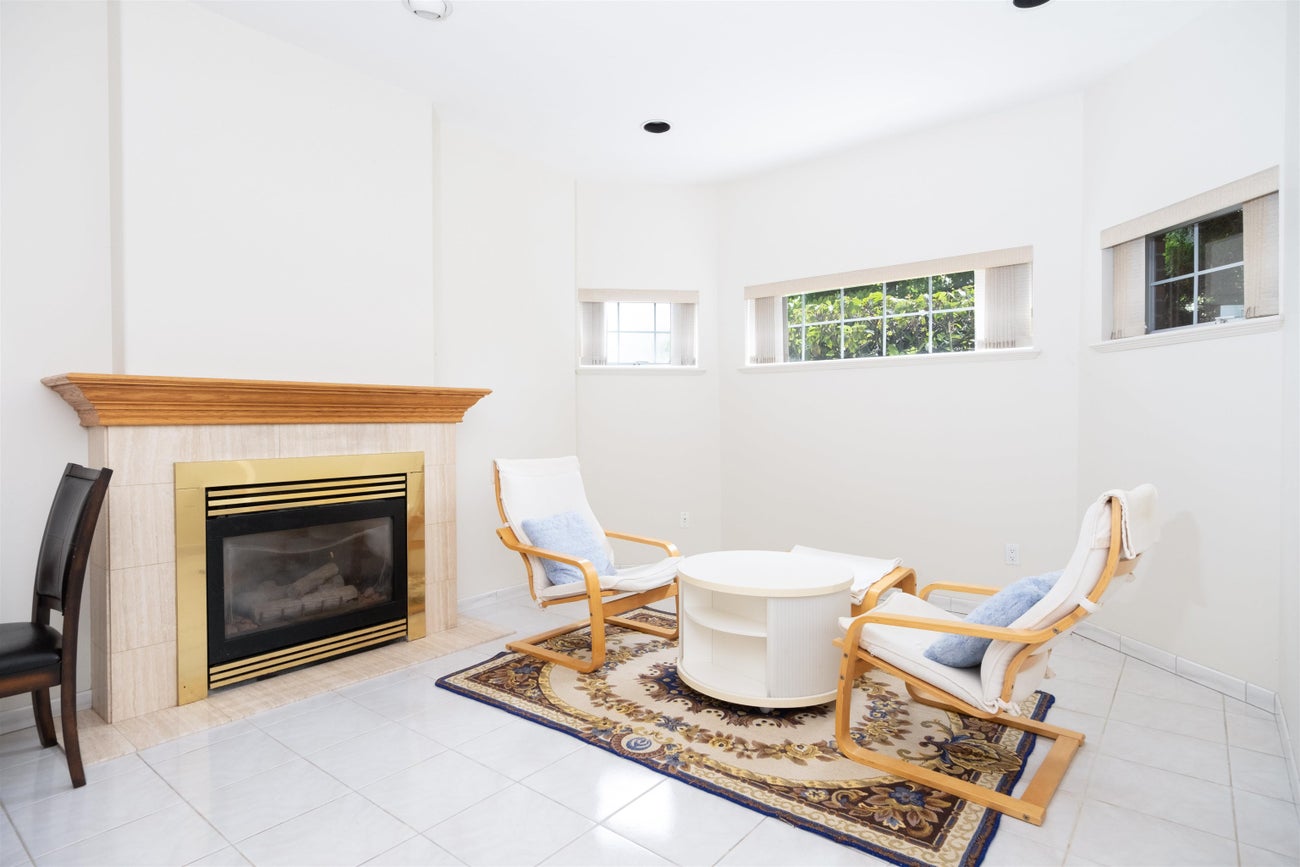 2248 Sicamous Avenue - Coquitlam East Single Family Residence for Sale, 7 Bedrooms (R3046229)# - 36