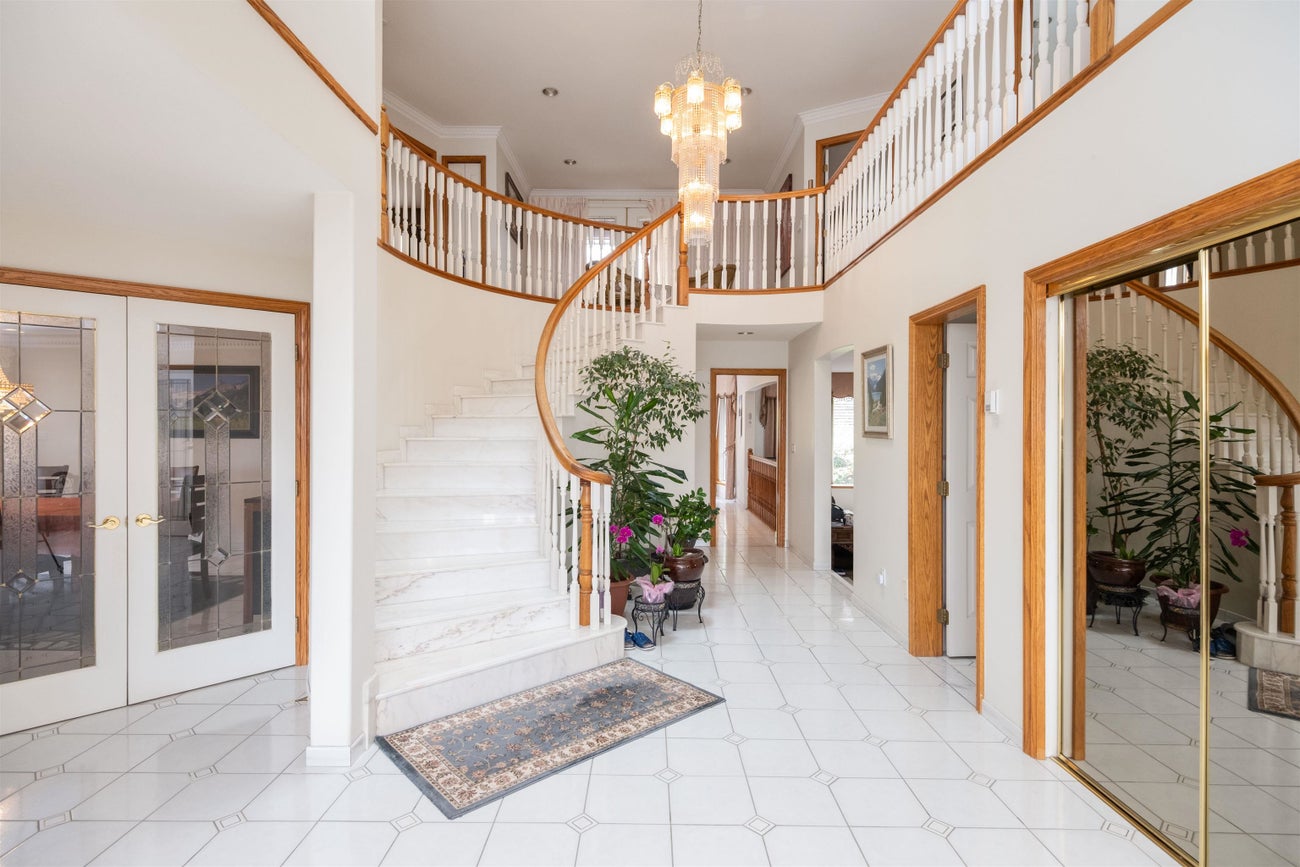 2248 Sicamous Avenue - Coquitlam East Single Family Residence for Sale, 7 Bedrooms (R3046229)# - 3