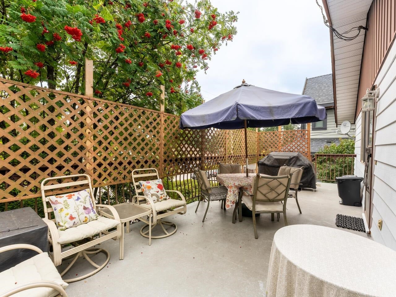 540 Schoolhouse Street - Central Coquitlam Single Family Residence for Sale, 4 Bedrooms (R3047661)# - 23