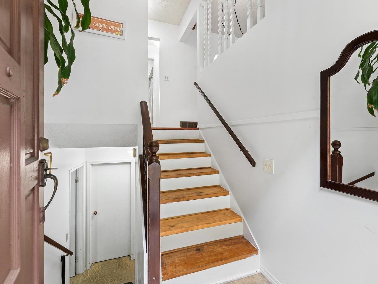 540 Schoolhouse Street - Central Coquitlam Single Family Residence for Sale, 4 Bedrooms (R3047661)# - 2